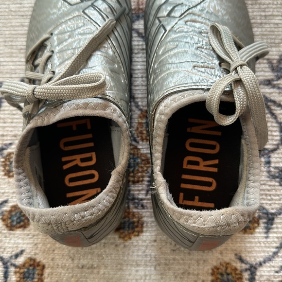 New Balance Kids' Soccer Cleats (W) - Picture 6 of 8